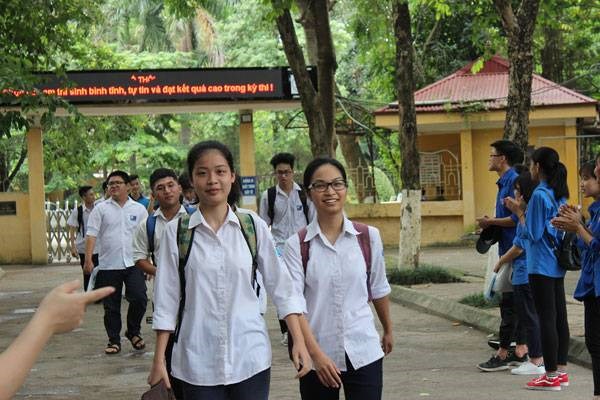 Vụ gian lận điểm thi ở Hà Giang: Cú sốc đối với ngành giáo dục (19/7/2018)